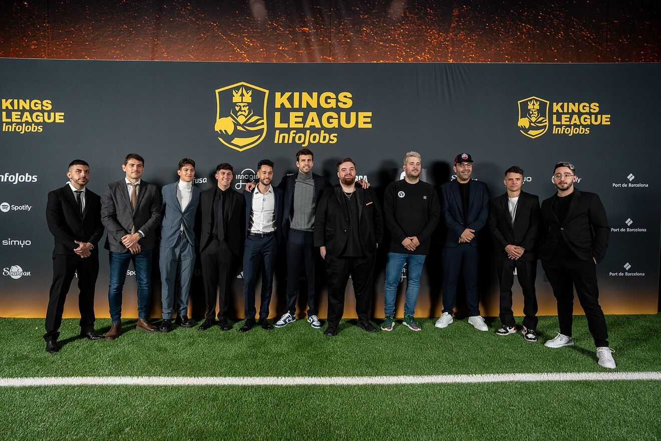 Varios de los representantes de la Kings League.