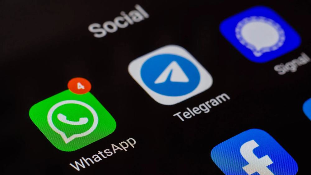 Logo de WhatsApp, Telegram, Signal y Facebook